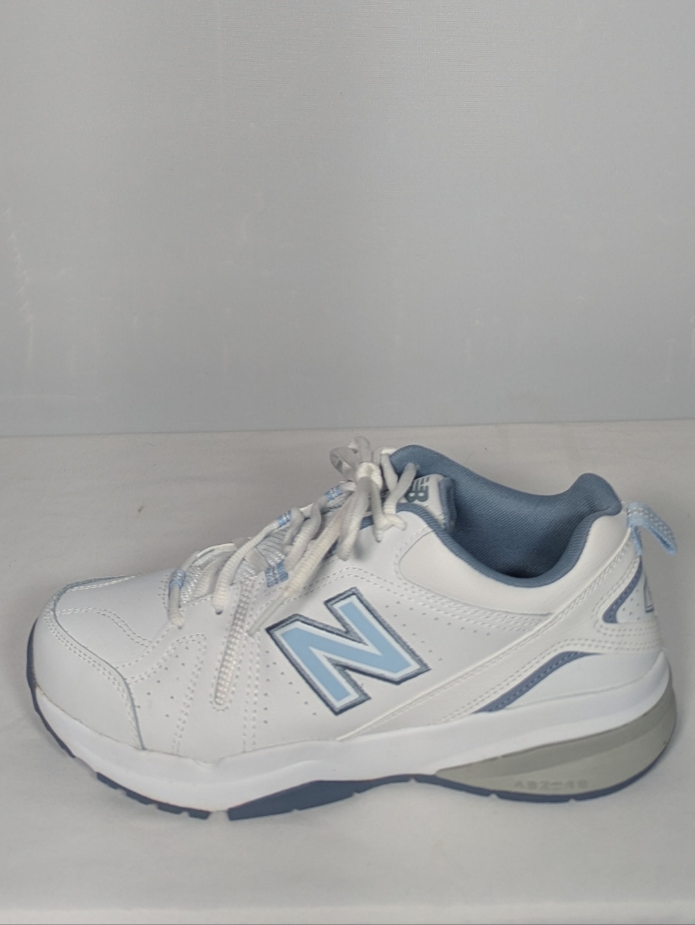 NEW New Balance Women's 608 V5 Casual Comfort Cross Trainer Sz 10